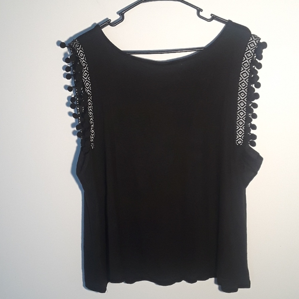 A.N.D. Away New Sleeveless Top - Picture 6 of 8